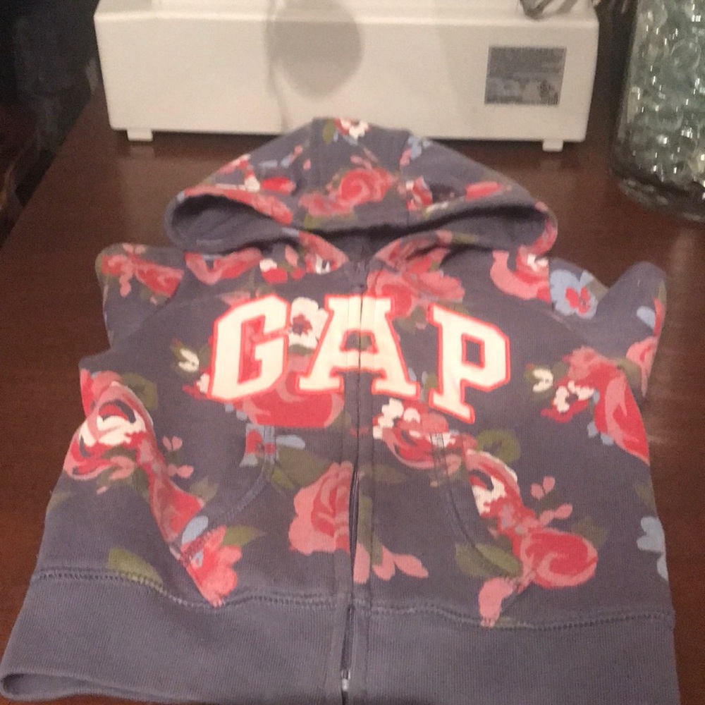 Baby gap 12-18 zipper up hoodie